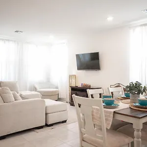 Apartment Beautiful Brand New 2 Bedroom Vegas Home! Fits 12 Or More,15-20 Minutes From Lv Strip, Las Vegas